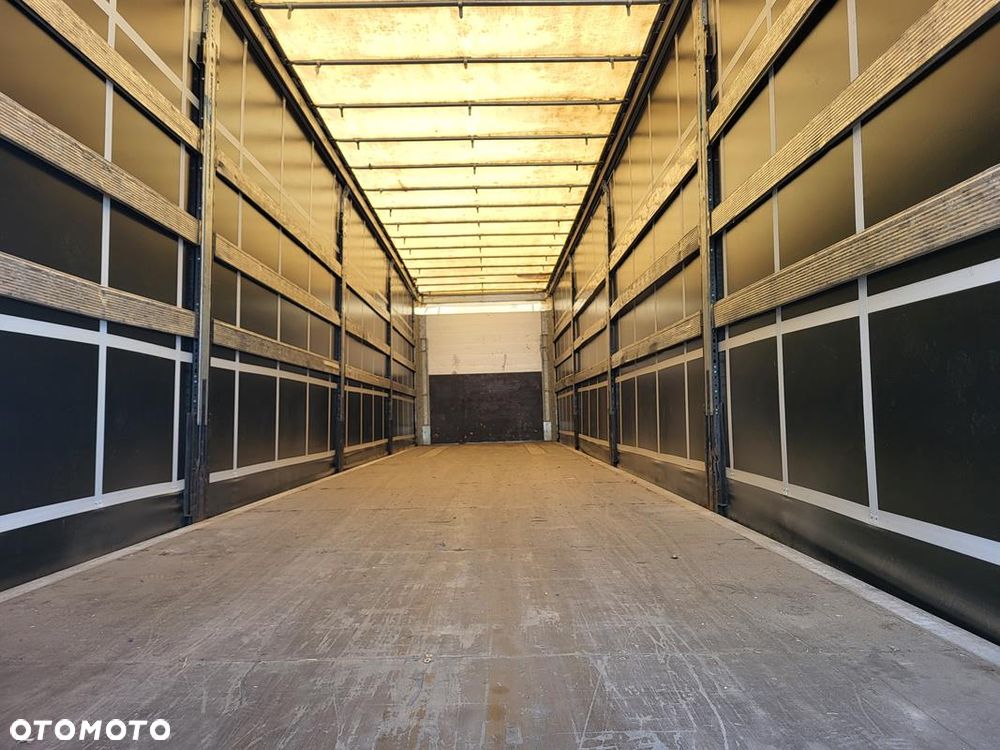 Schmitz Cargobull SCB S3T - 14