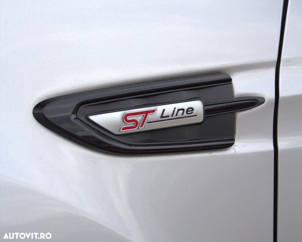 Ford Kuga 2.0 TDCi 4WD Powershift ST-Line - 2
