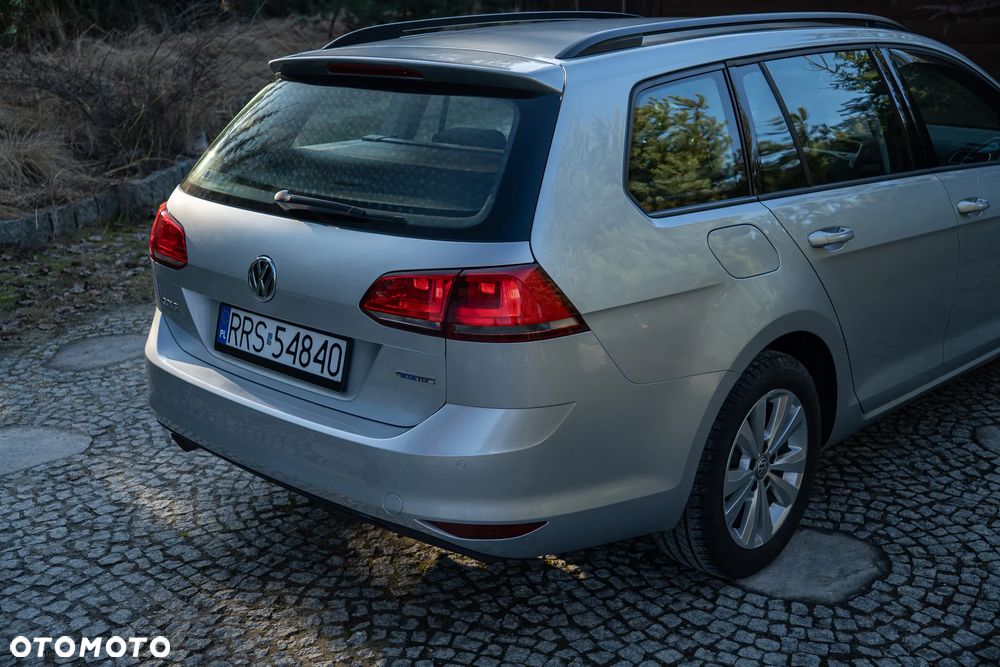 Volkswagen Golf 1.6 BlueTDI DSG Comfortline - 10