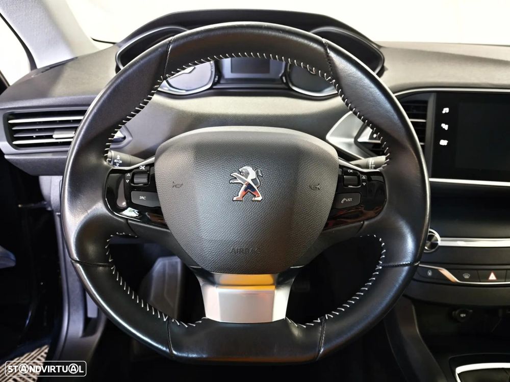 Peugeot 308 1.2 PureTech Style - 14