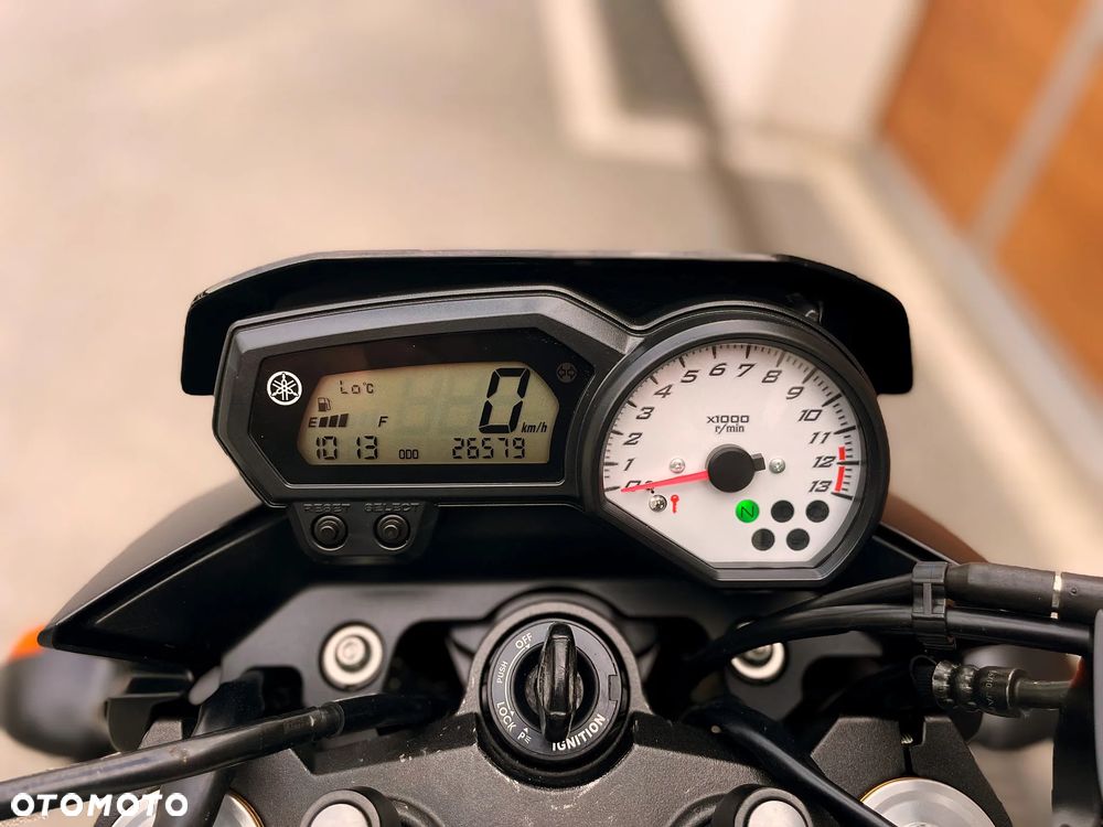 Yamaha FZ8 - 8