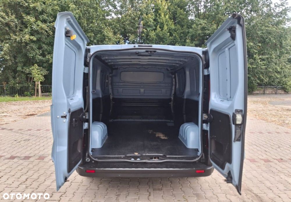 Renault Trafic - 22