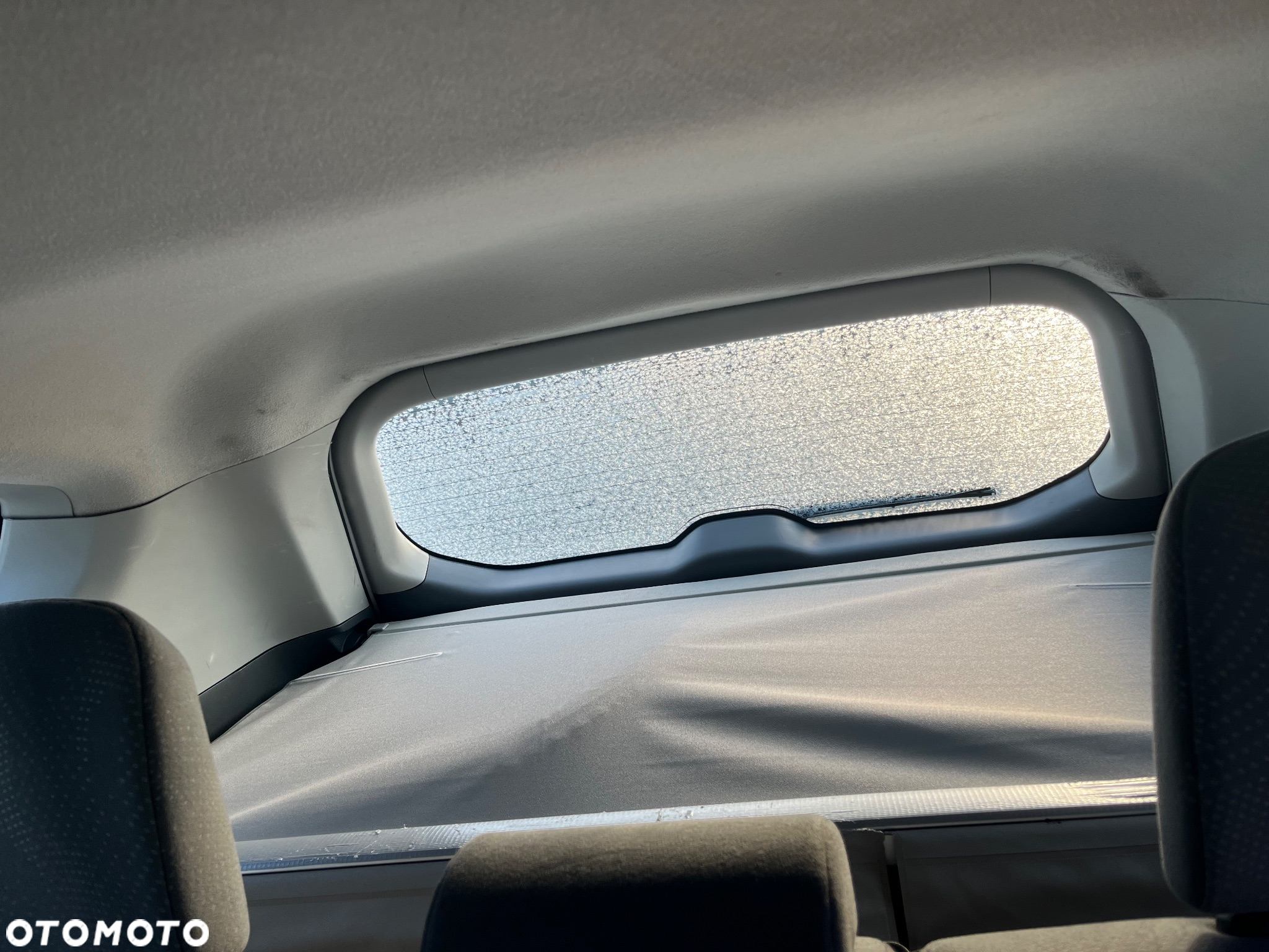 Toyota Prius+ (Hybrid) Comfort - 19
