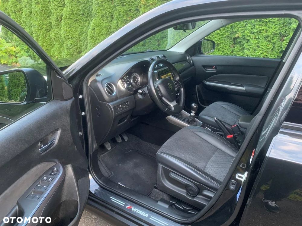 Suzuki Vitara 1.4 Boosterjet Hybrid Comfort+ - 14
