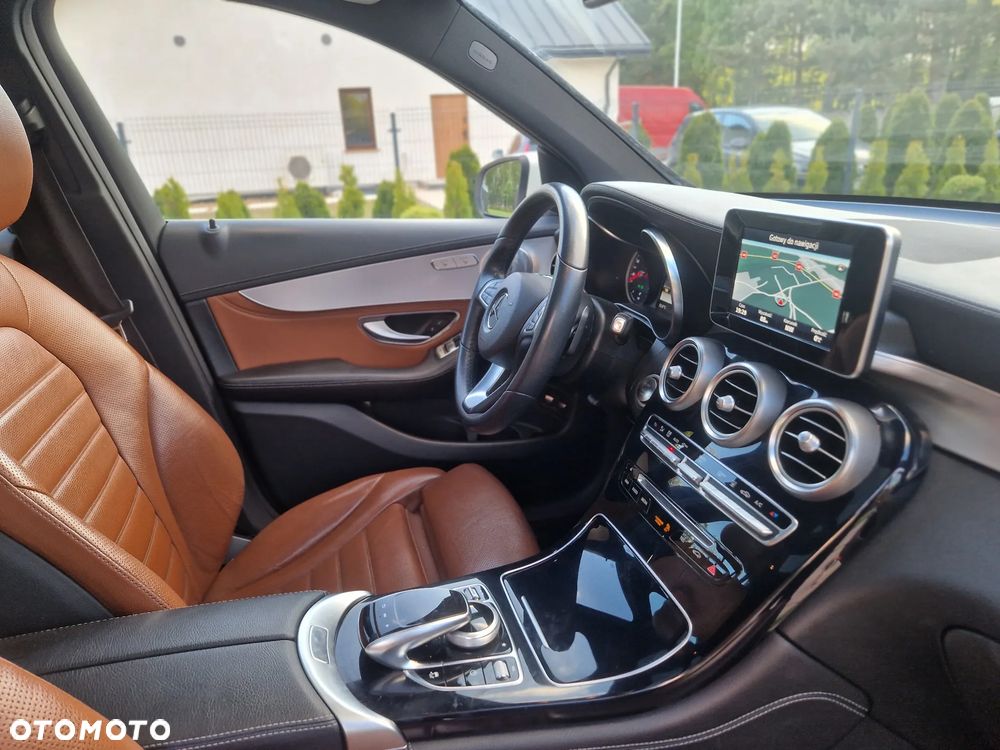 Mercedes-Benz GLC - 14