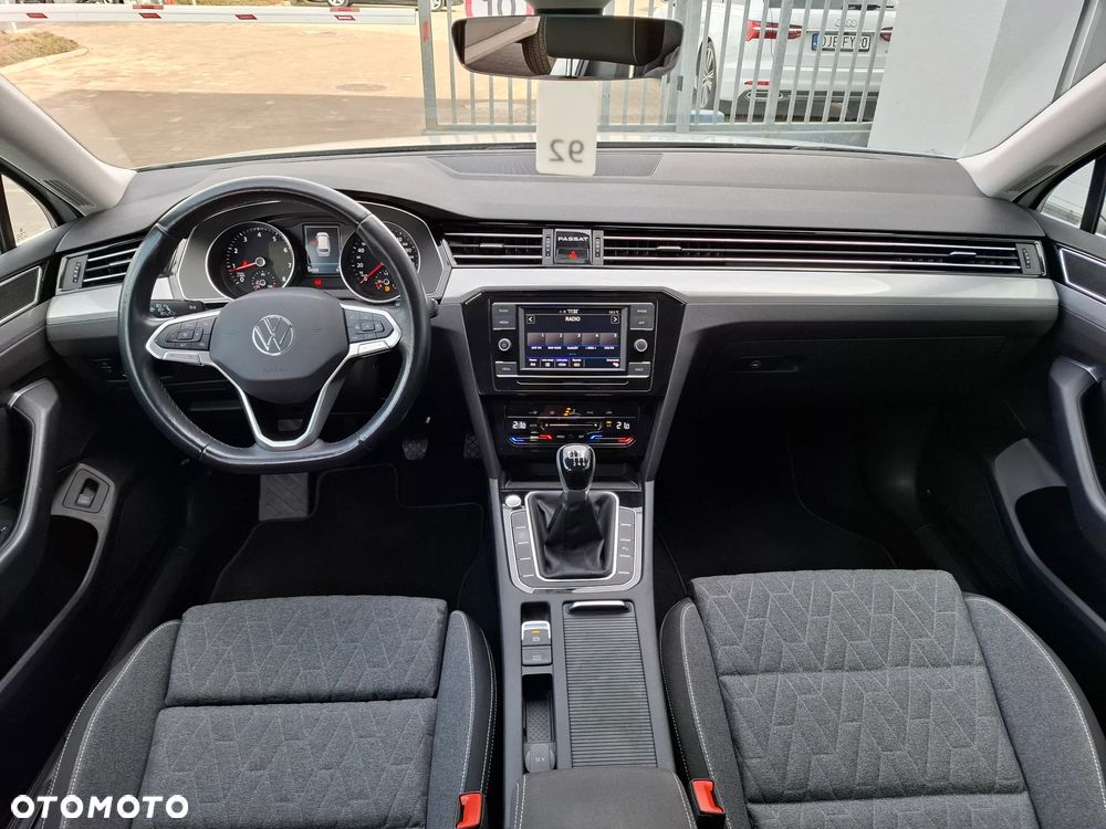 Volkswagen Passat 1.5 TSI EVO Business - 6