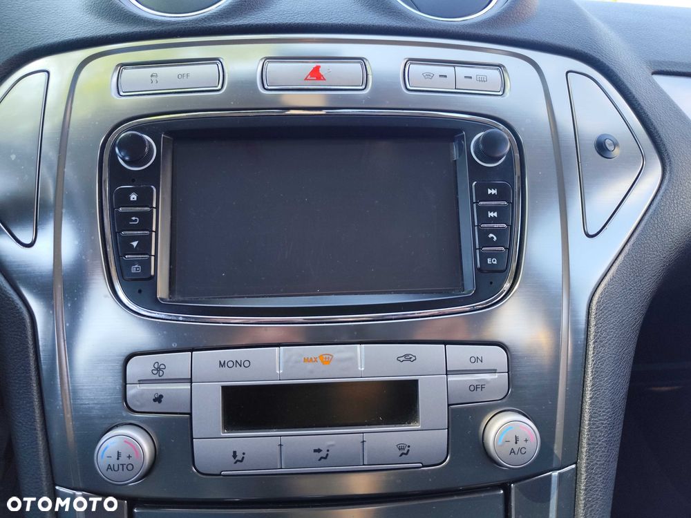 Ford Mondeo - 8