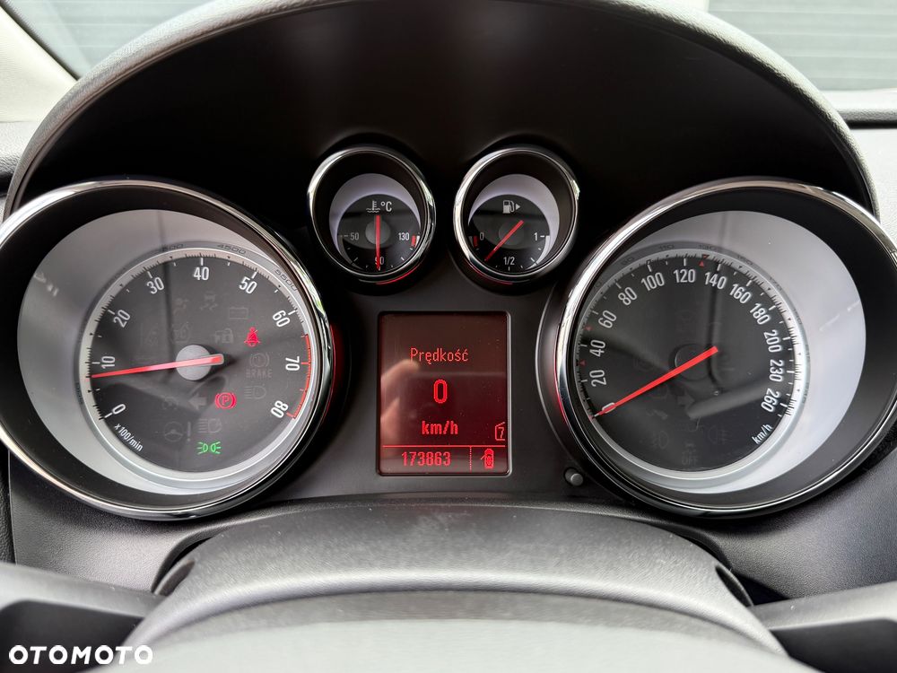 Opel Astra 1.4 Turbo Design Edition - 21