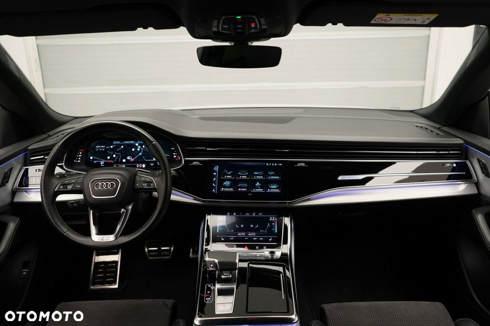 Audi Q8 - 16