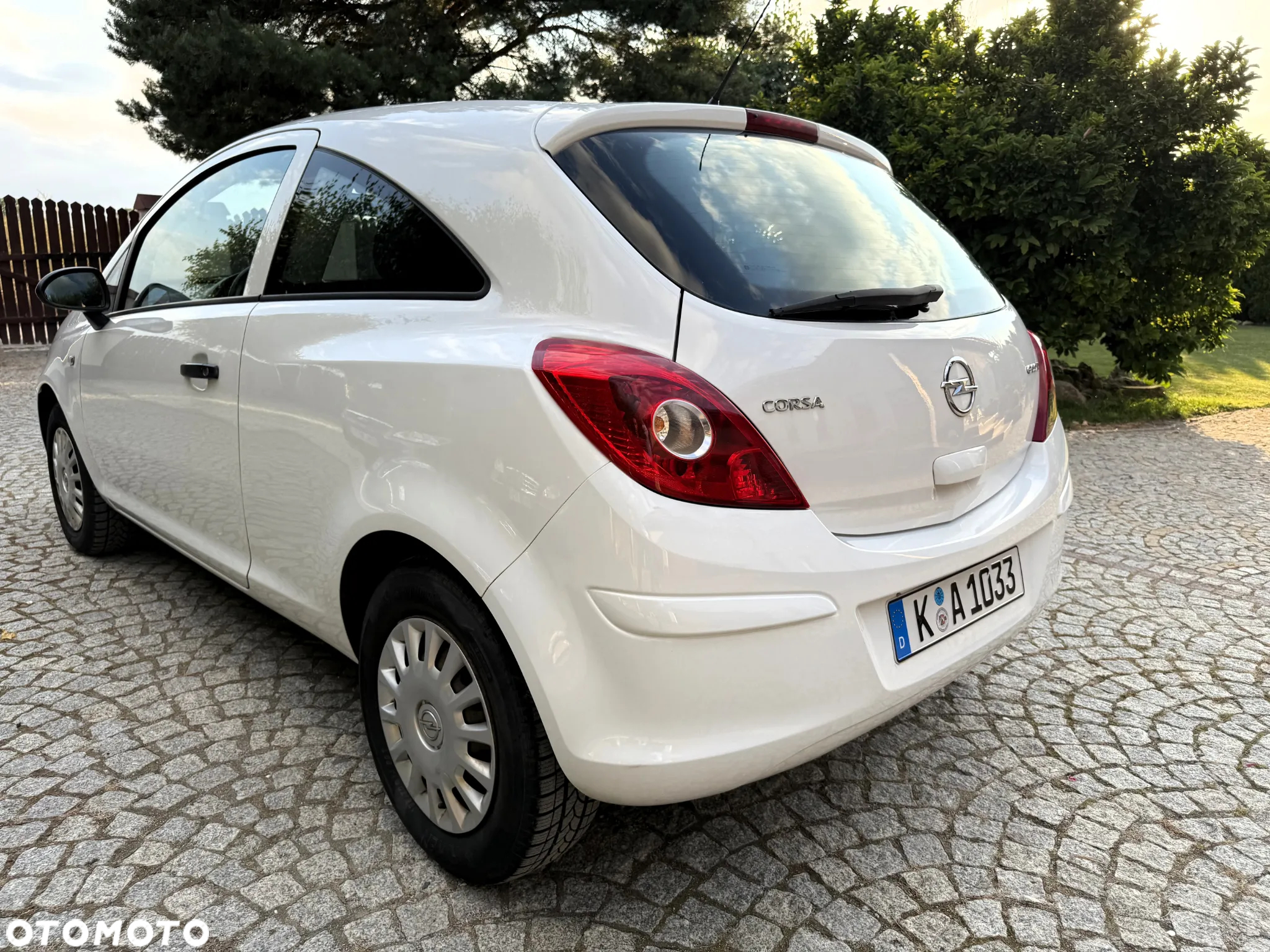 Opel Corsa 1.2 16V - 13