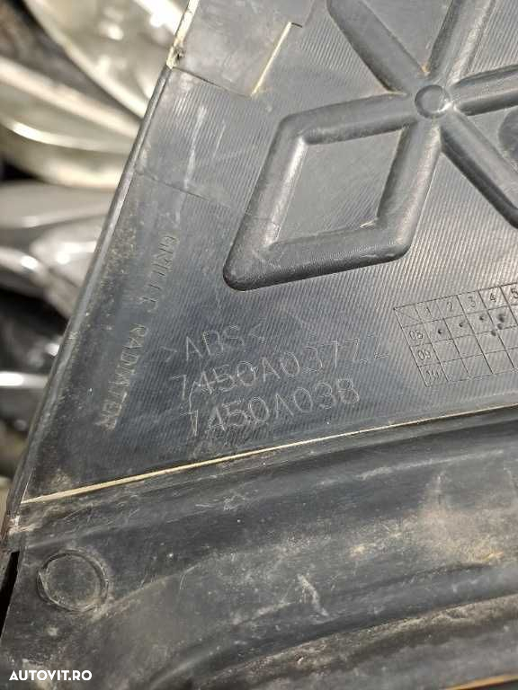 Grila radiator originala Mitsubishi Outlander an 2007-2012 - 4