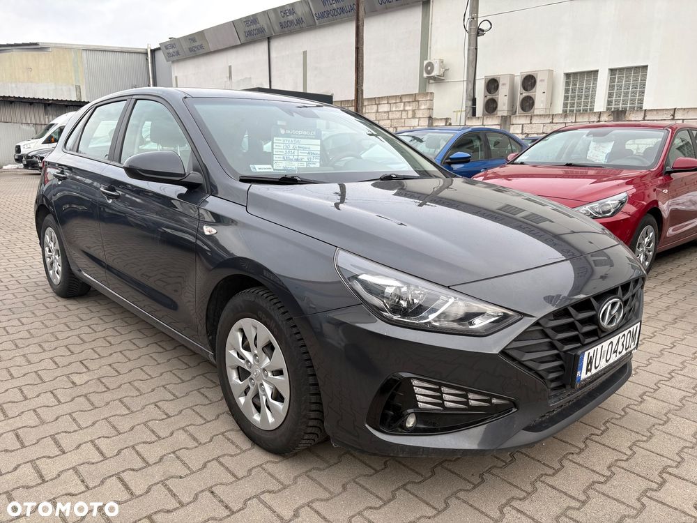 Hyundai i30 1.5 DPI Classic + - 4