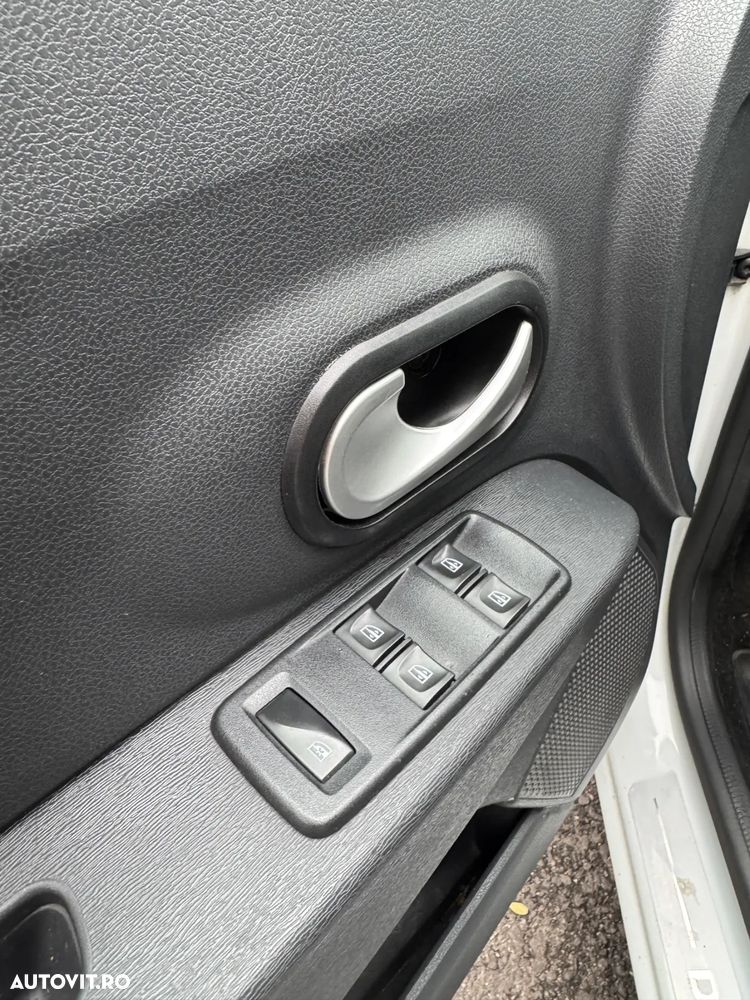 Dacia Lodgy 1.5 Blue dCi Laureate - 17