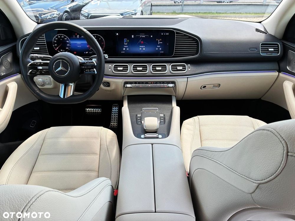 Mercedes-Benz GLS - 9