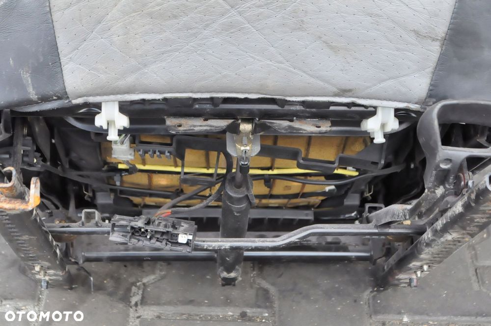 PORSCHE 911 (996) PRZEKŁADKA WNĘTRZA FOTELE KANAPA - 13