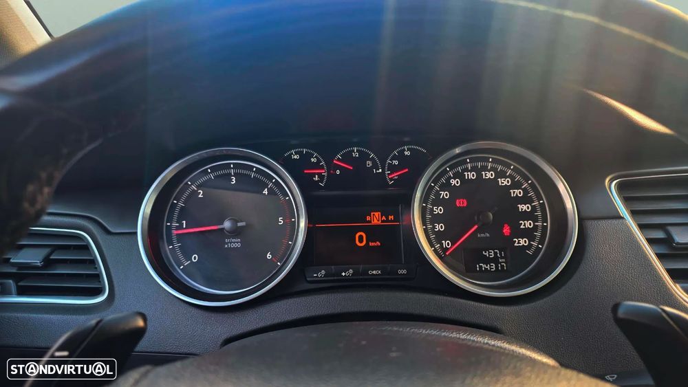 Peugeot 508 SW 1.6 e-HDi Active CMP6 - 16