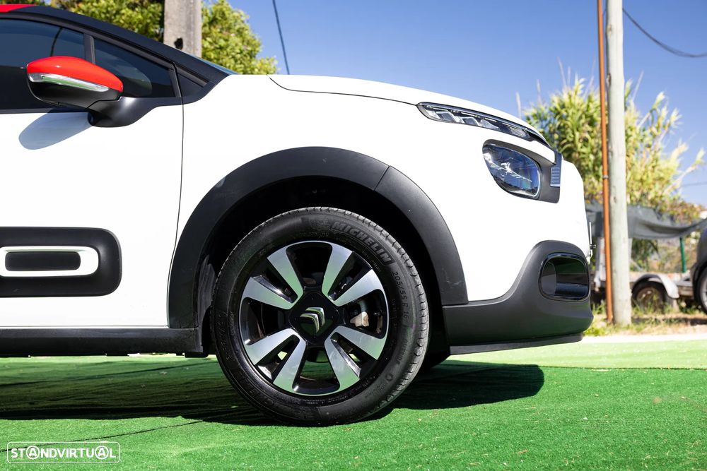 Citroën C3 1.2 PureTech Shine - 16