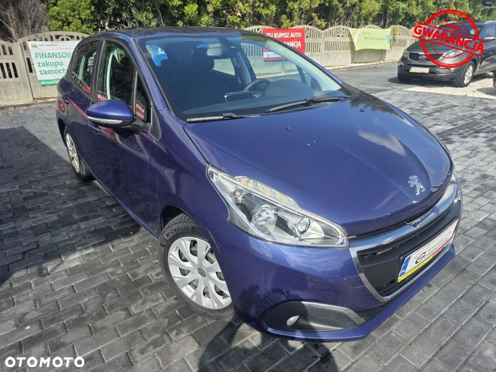 Peugeot 208 - 15