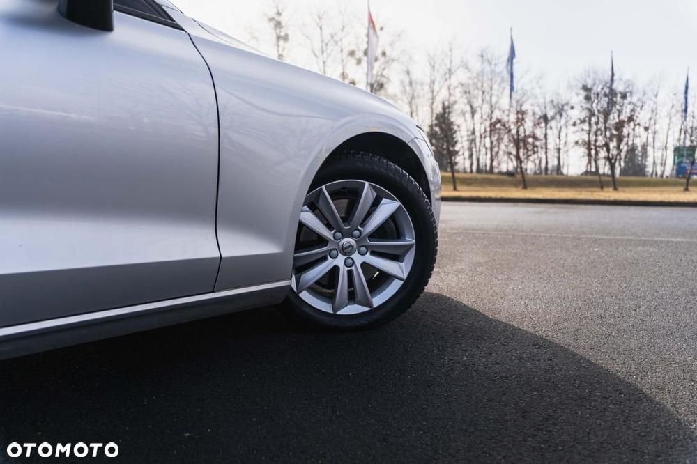 Volvo V60 - 11