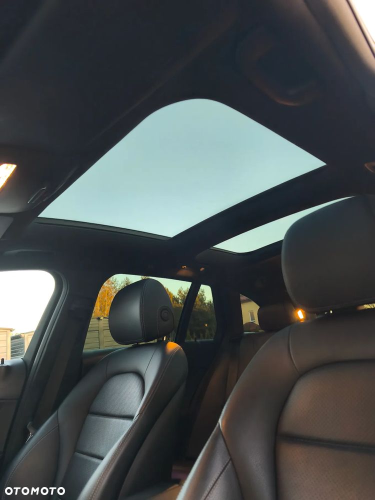 Mercedes-Benz Klasa C 180 d T 9G-TRONIC AMG Line - 18