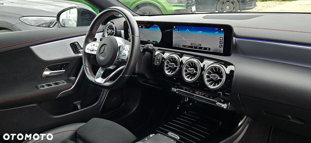 Mercedes-Benz CLA 250 AMG Line 7G-DCT - 13