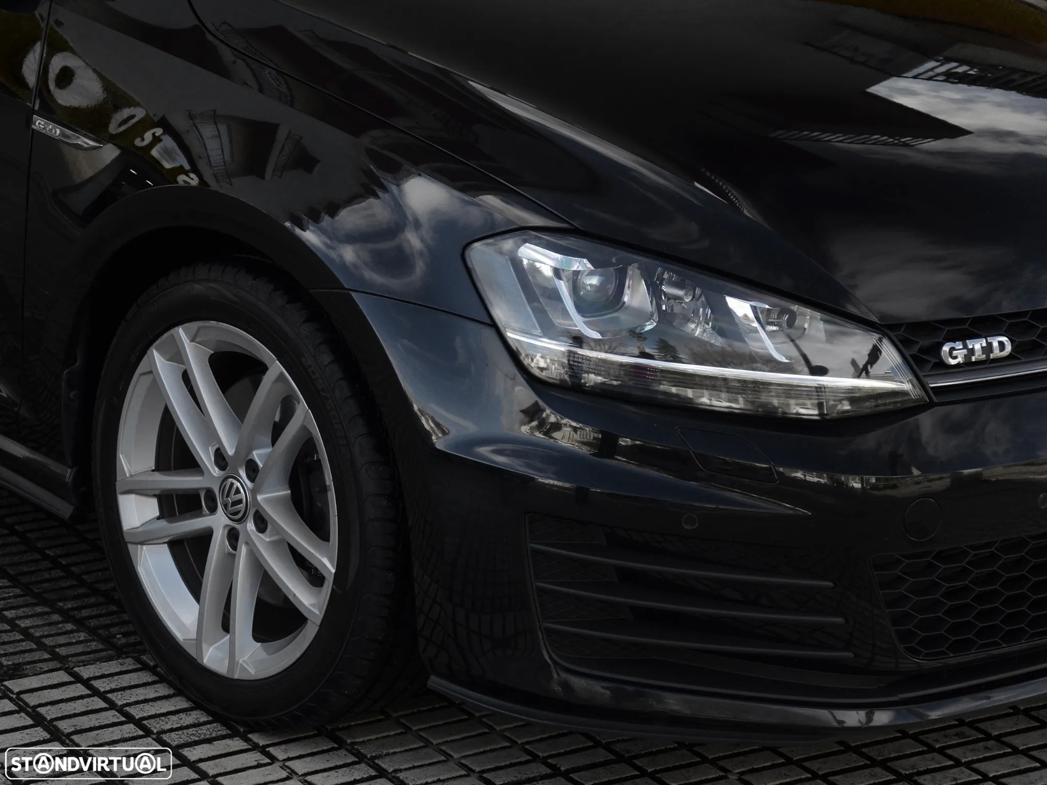 VW Golf 2.0 TDI GTD - 10