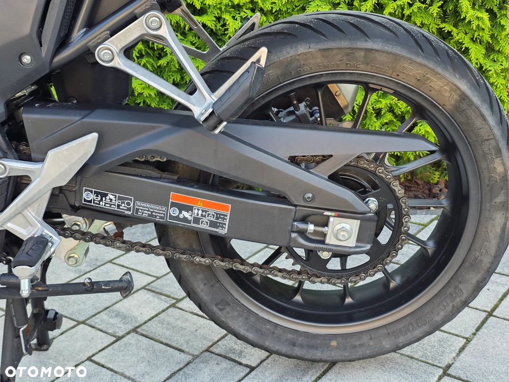 Honda CB - 27