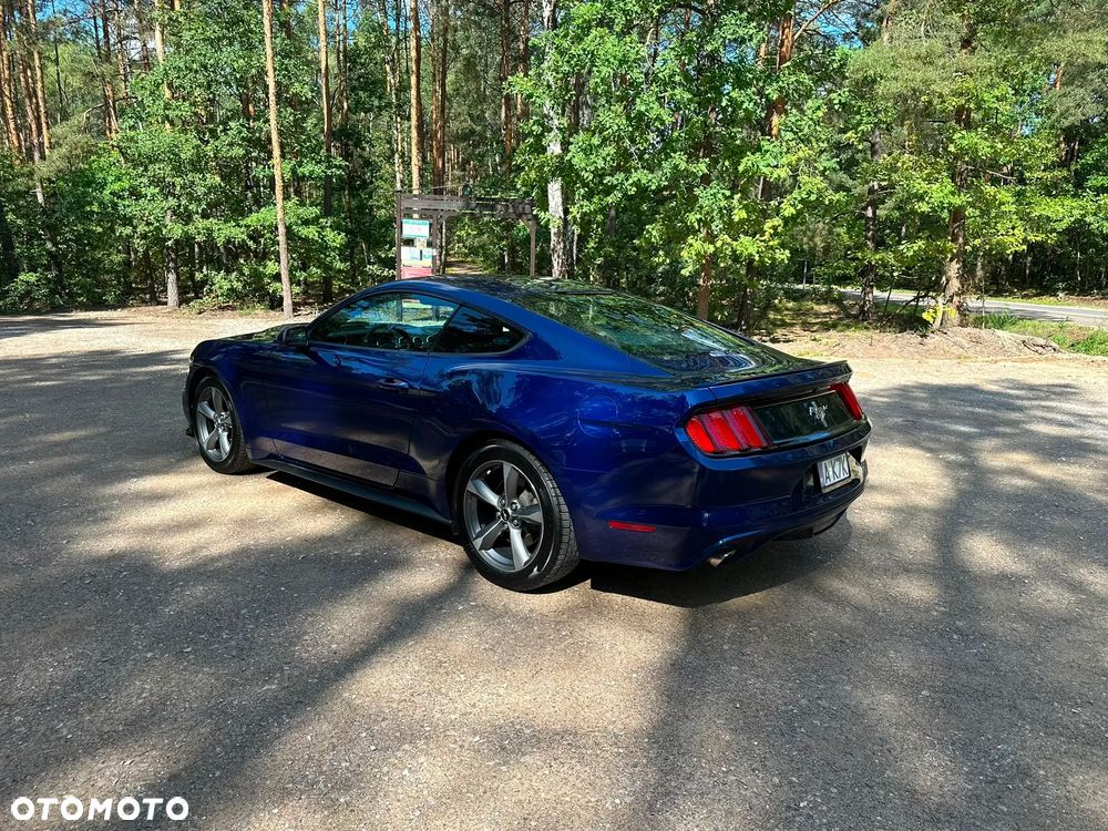 Ford Mustang 3.7 V6 - 8