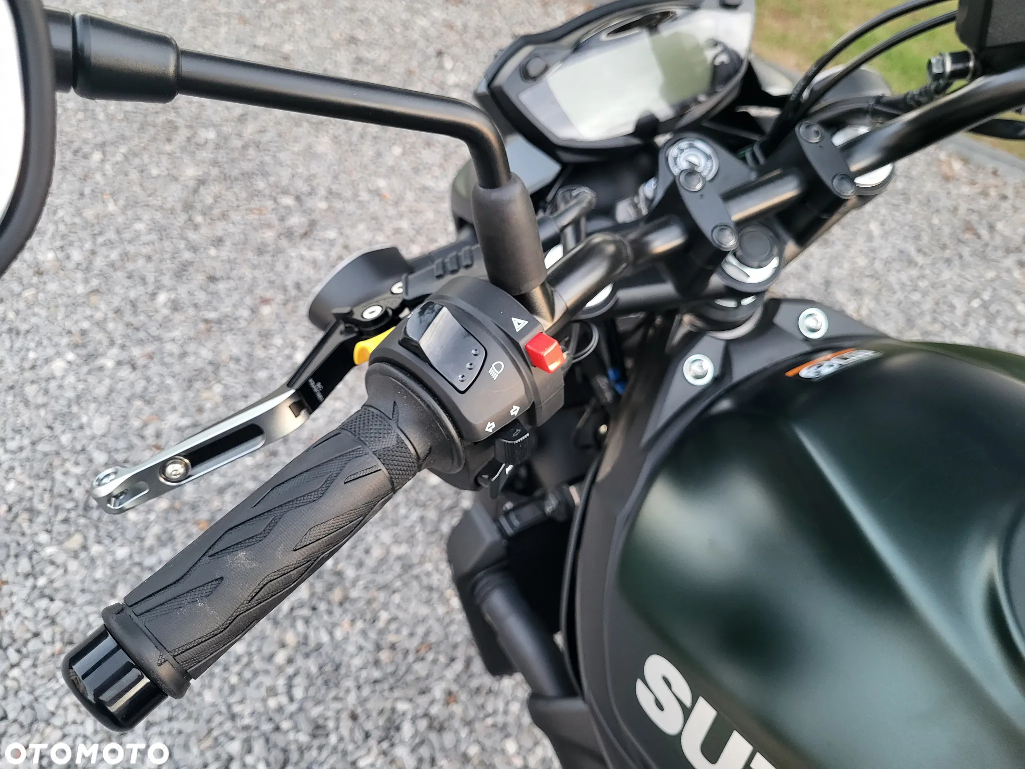 Suzuki SV - 15