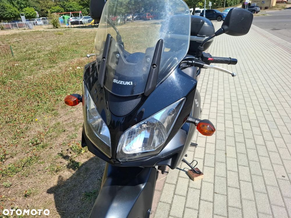 Suzuki V-STROM - 31