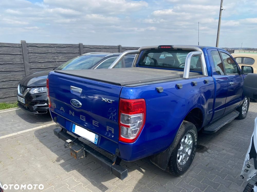 Ford Ranger XLT - 38