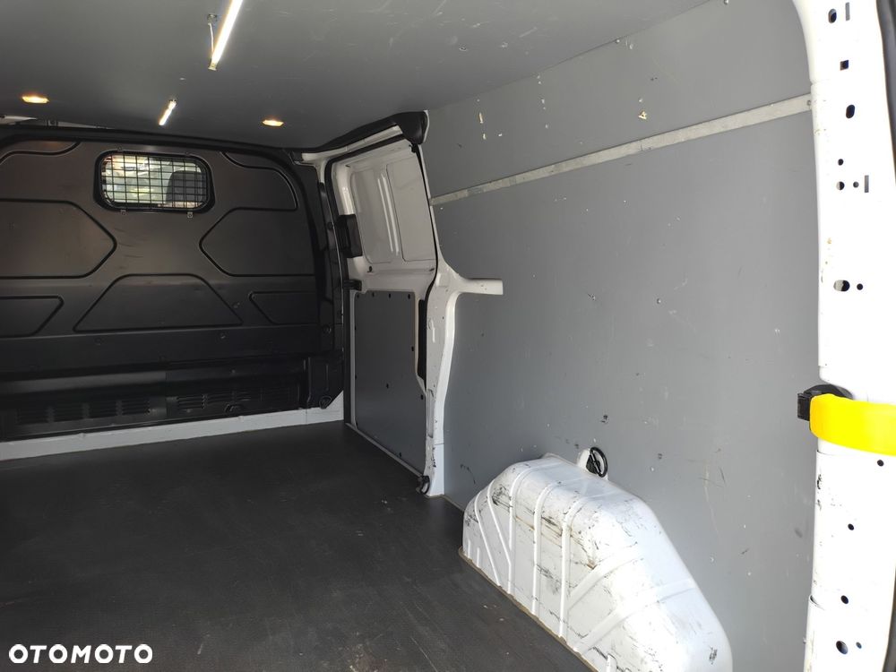 Ford Transit Custom - 13