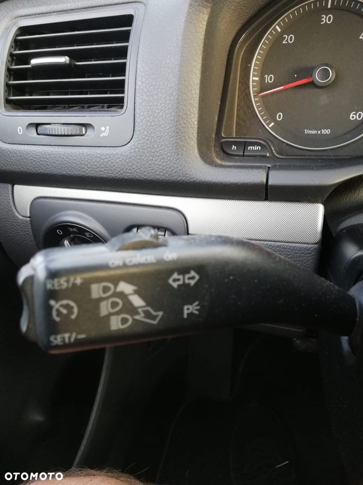 Volkswagen Golf 2.0 TDI DPF Trendline - 19
