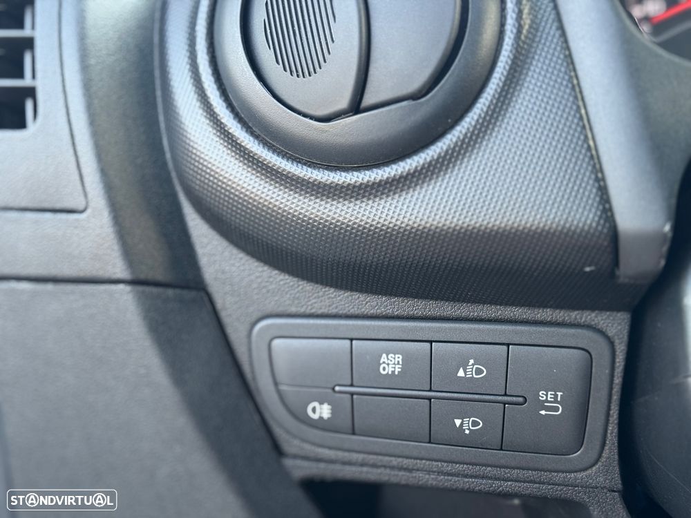 Fiat Fiorino 1.3 M-Jet c/Iva Dedutivel - 12