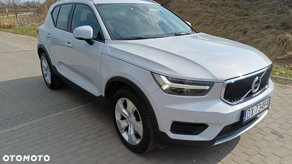 Volvo XC 40 D3 AWD Momentum - 1
