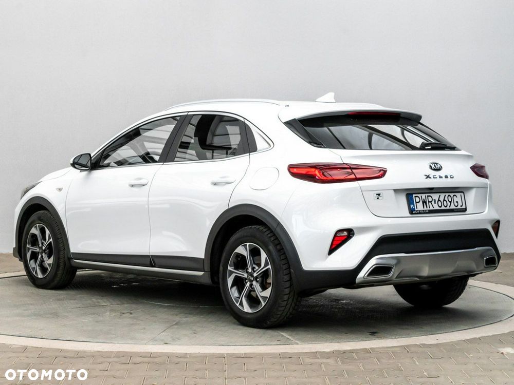 Kia XCeed 1.5 T-GDI M DCT - 3