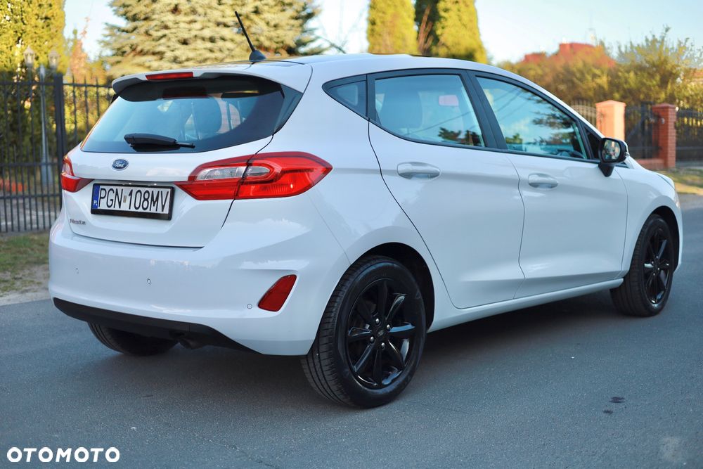 Ford Fiesta 1.0 EcoBoost S&S TREND - 10