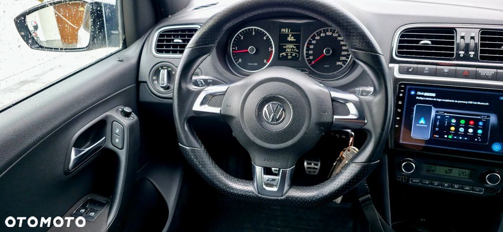 Volkswagen Polo 1.6 TDI DPF Highline - 21