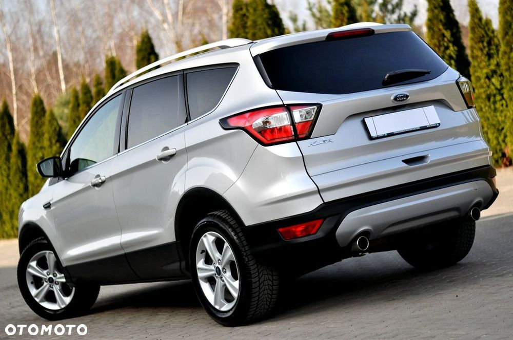 Ford Kuga 1.5 EcoBlue TITANIUM - 29