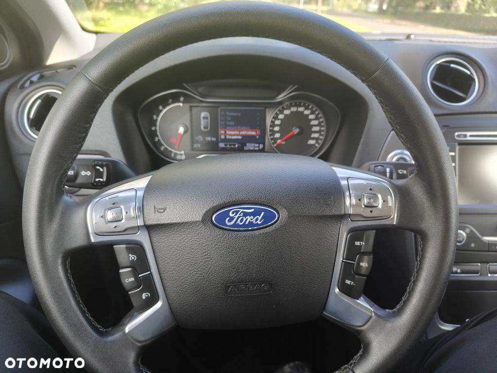 Ford Mondeo 2.0 EcoBoost Start-Stopp Autom Titanium - 13