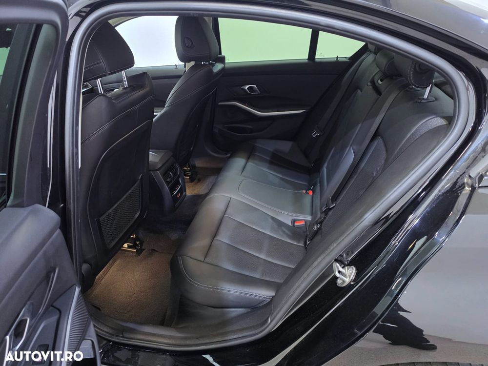 BMW Seria 3 320e Aut. Advantage - 18
