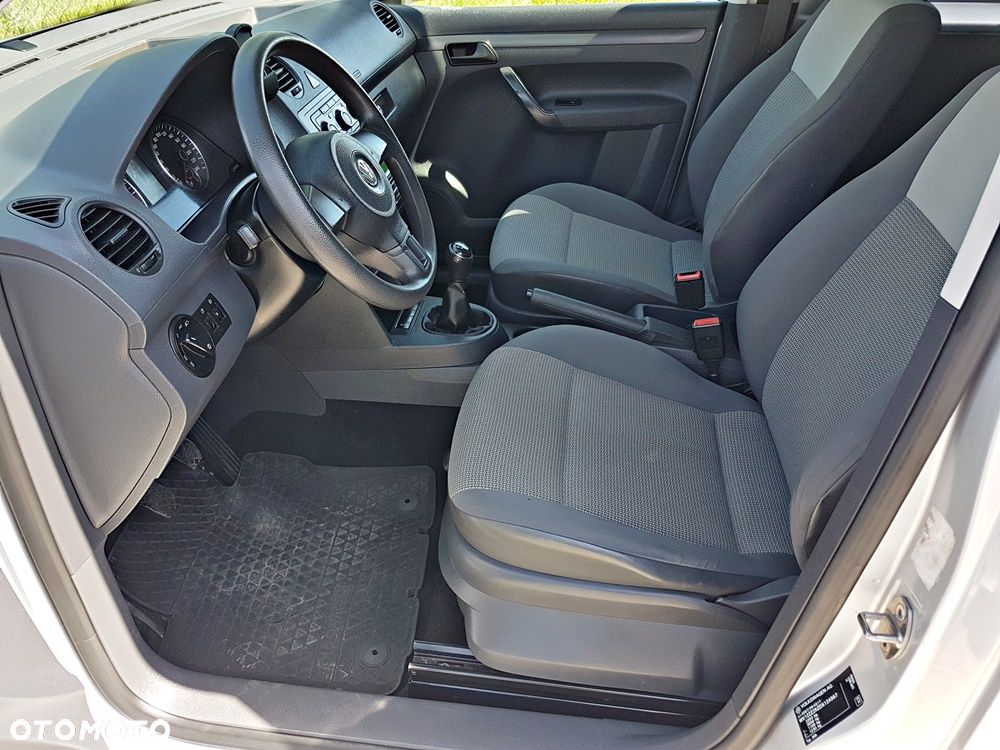 Volkswagen Caddy Mixt - 14