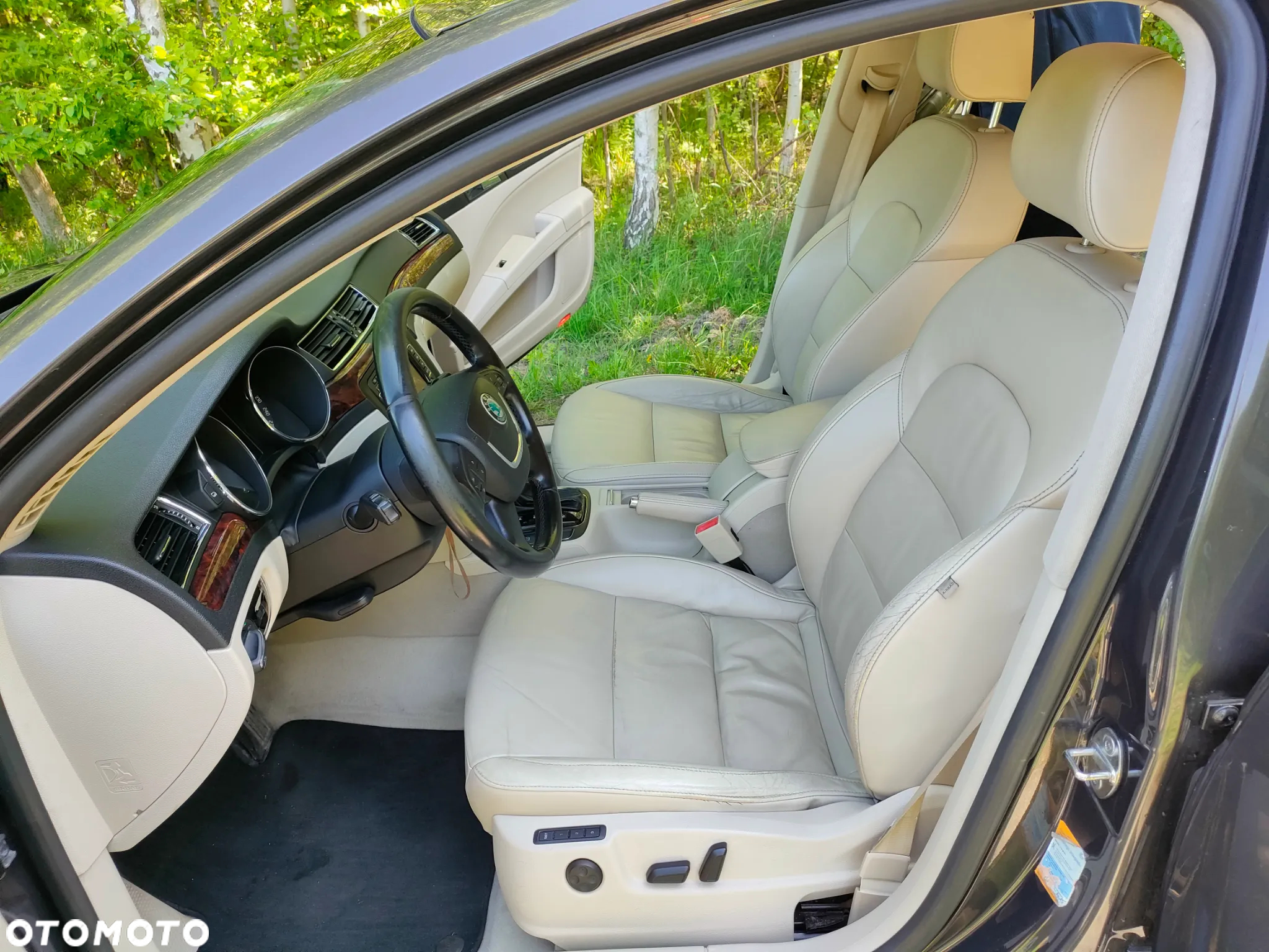 Skoda Superb 2.0 TSI Elegance DSG - 10