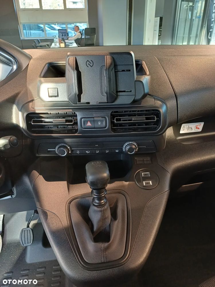 Peugeot Partner - 28