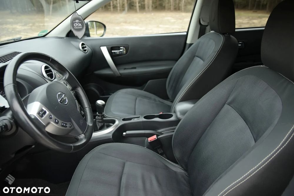 Nissan Qashqai+2 2.0 Tekna - 25