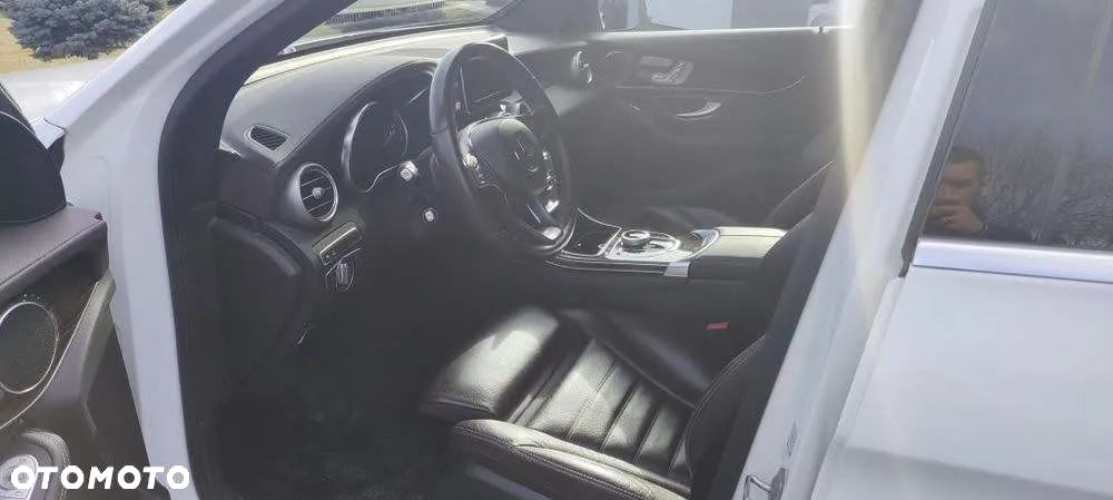 Mercedes-Benz GLC 350 e 4Matic 7G-TRONIC Exclusive - 16