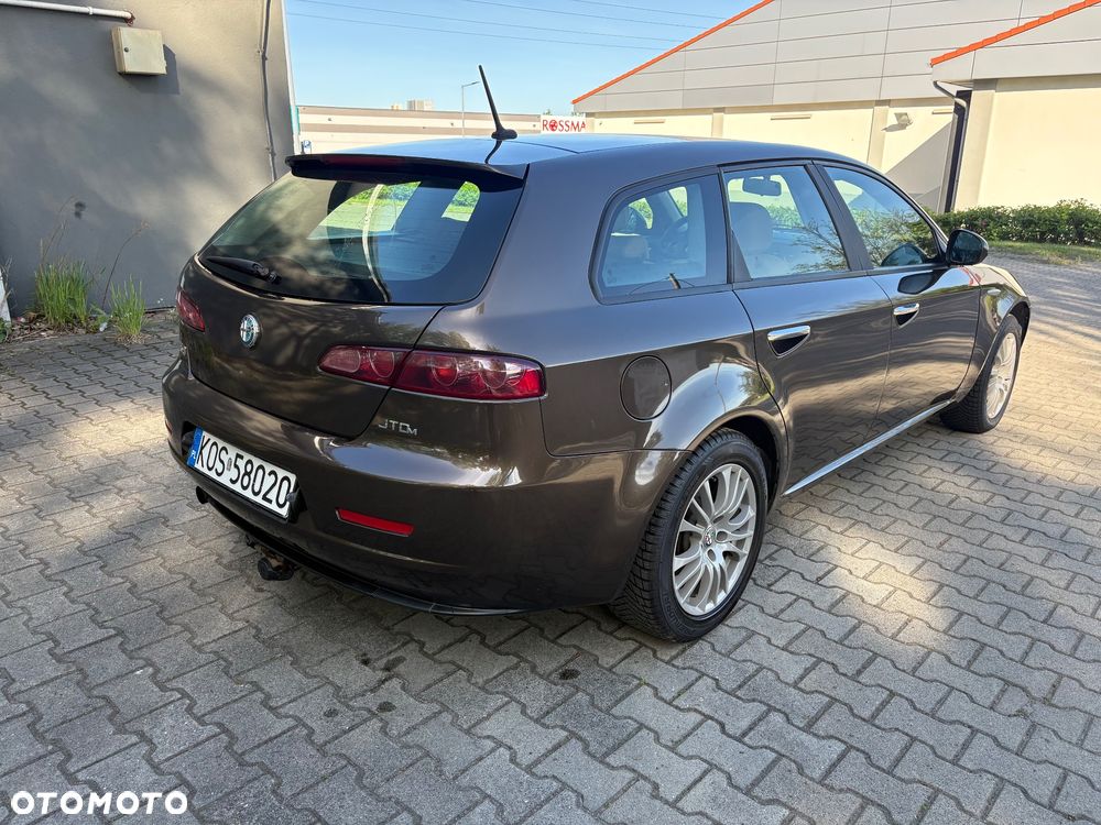Alfa Romeo 159 - 5