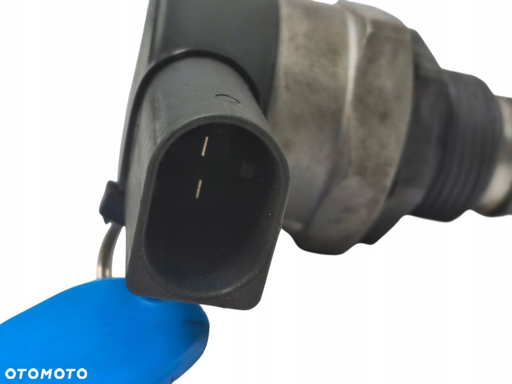 REGULATOR CIŚNIENIA PALIWA BMW E60 E61 E90 E91 E92 E93 2.0 D 0281002481 - 6