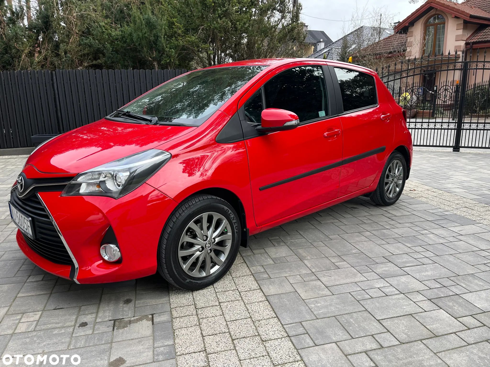 Toyota Yaris 1.33 Premium - 1