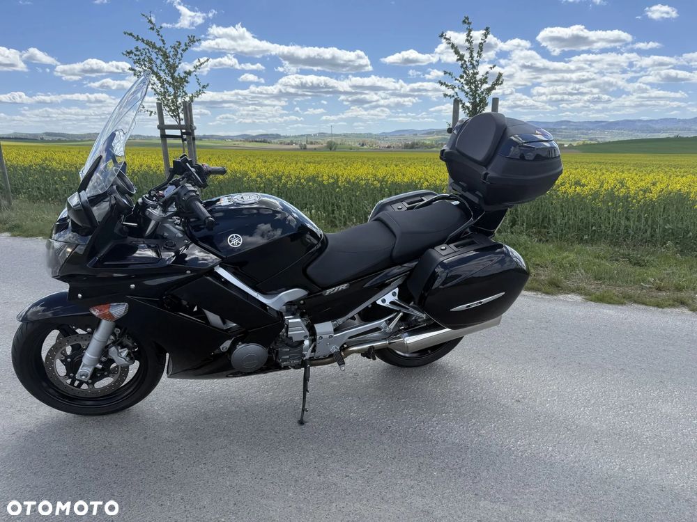 Yamaha FJR - 1
